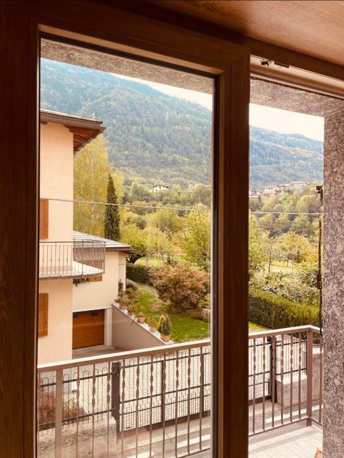 Luce Private Deluxe Apartment Near The Station Tirano Kültér fotó